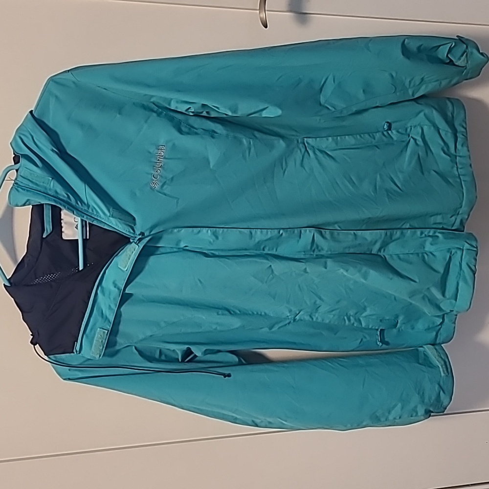 Columbia Sportswear wind breaker